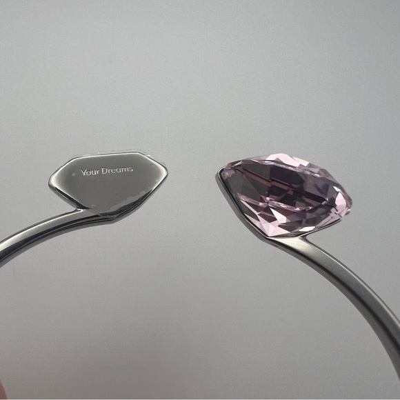 Swarovski Lucent Pink Pear Crystal Magnetic Bangle – NIB – Medium - Picture 5 of 17